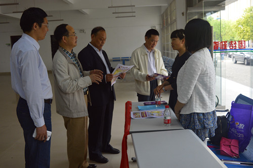 bw必威阿森纳举办专场招聘会