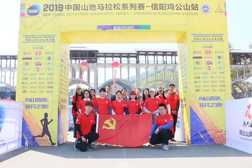 bw必威阿森纳学子积极参与志愿服务活动获好评